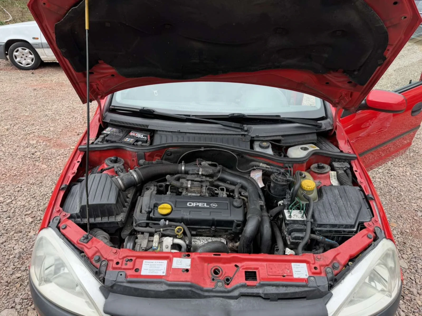 Opel Corsa 1.7 DTI, снимка 10 - Автомобили и джипове - 53906049