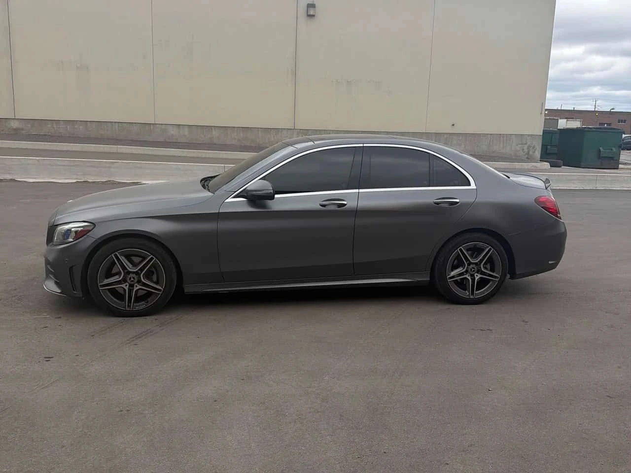 Mercedes-Benz C 300 4MATIC* ДИГИТАЛНО ТАБЛО* ПАНОРАМА* , снимка 2 - Автомобили и джипове - 54563539