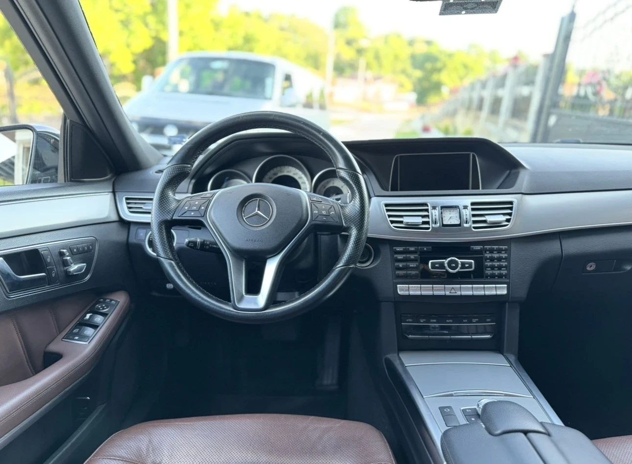 Mercedes-Benz E 350 4 MATIC, снимка 6 - Автомобили и джипове - 54634729