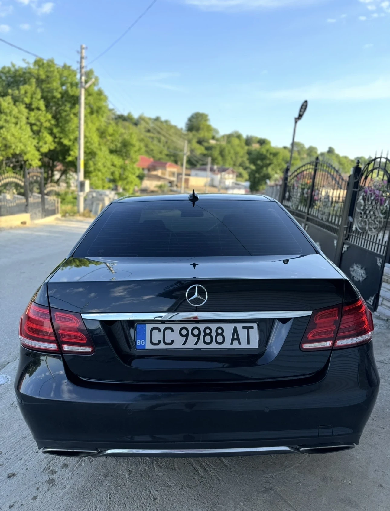 Mercedes-Benz E 350 4 MATIC, снимка 5 - Автомобили и джипове - 54634729