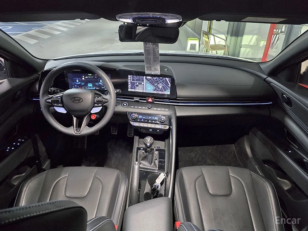 Hyundai Elantra 2.0 N* ПОДГРЕВ* ОБДУХВАНЕ* КАМЕРА* КРАЙНА ЦЕНА* , снимка 10 - Автомобили и джипове - 54878700