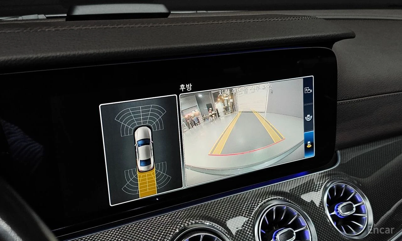 Mercedes-Benz CLS 300 d AMG PACK* BURMESTER* HEAD-UP* DIGITAL* AMBIENT* , снимка 12 - Автомобили и джипове - 54904202
