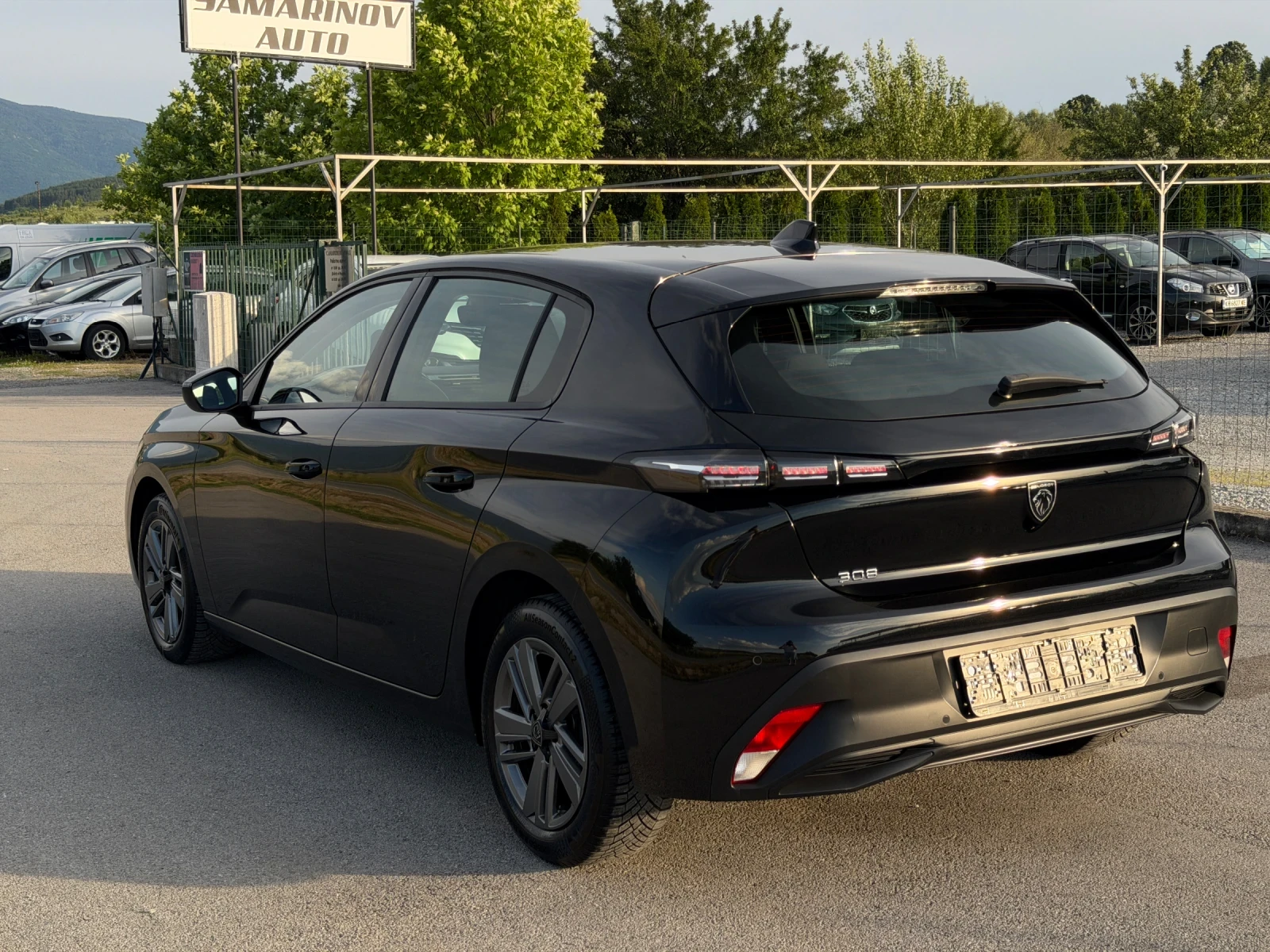 Peugeot 308 1.5 HDI, снимка 4 - Автомобили и джипове - 54966801