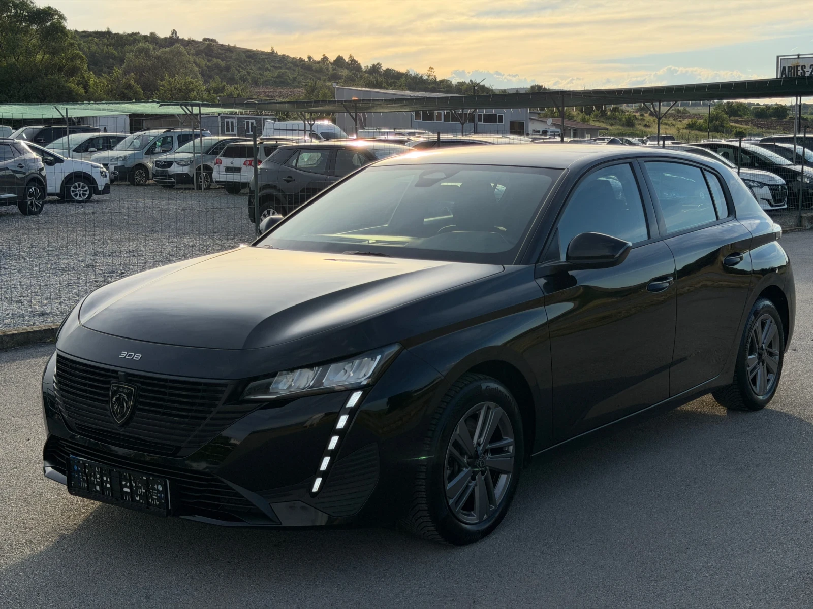 Peugeot 308 1.5 HDI, снимка 3 - Автомобили и джипове - 54966801