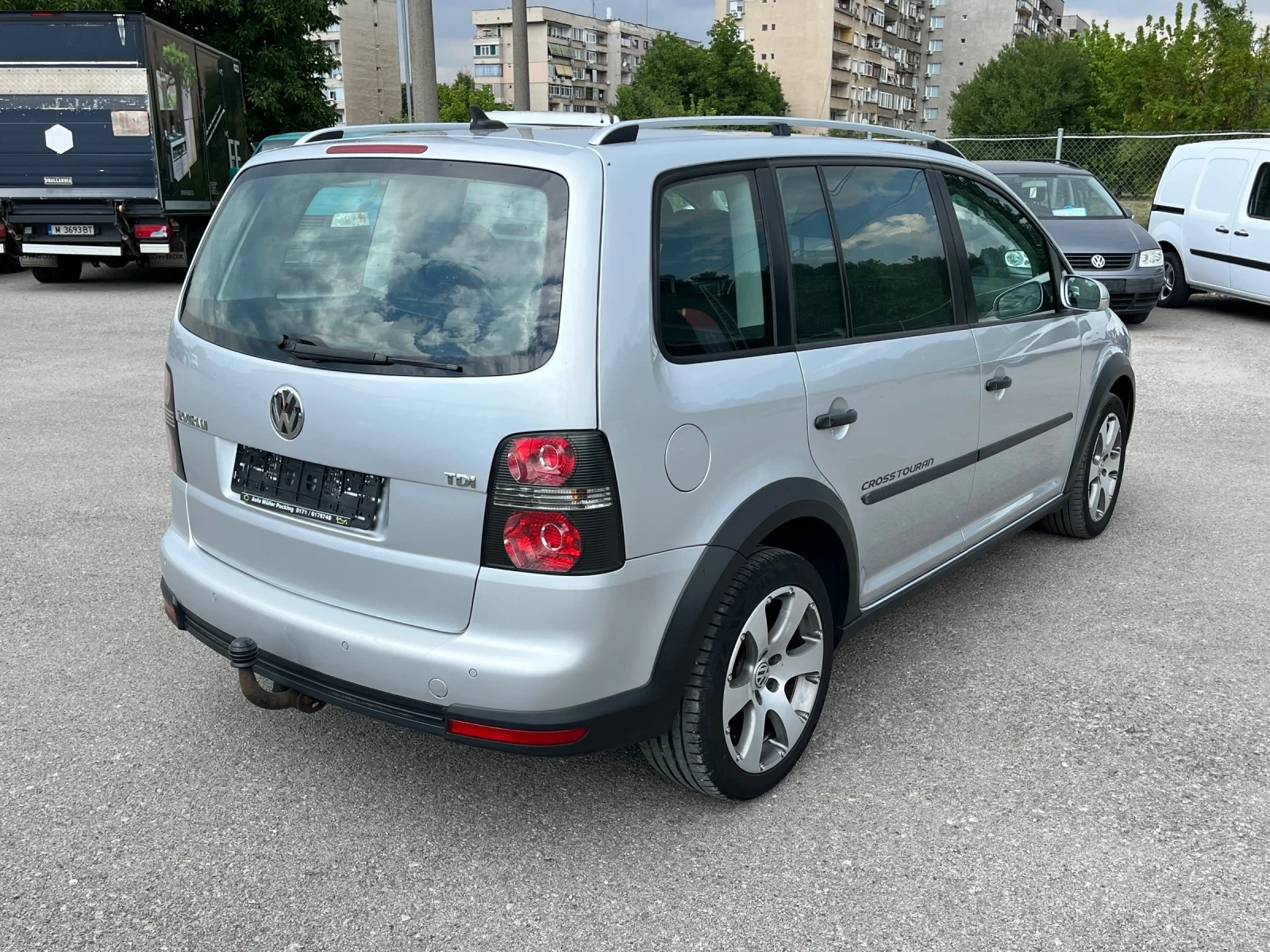 VW Touran CROSS 1.9TDI, снимка 5 - Автомобили и джипове - 55471484