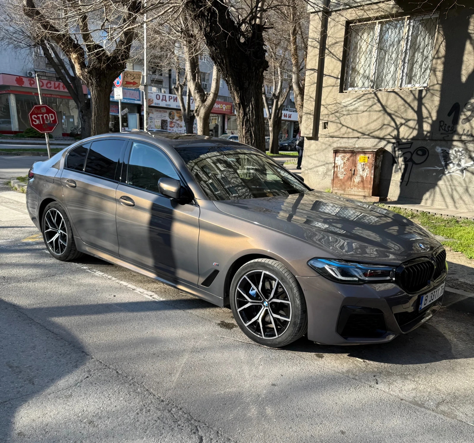 BMW 530E, снимка 2 - Автомобили и джипове - 55674332