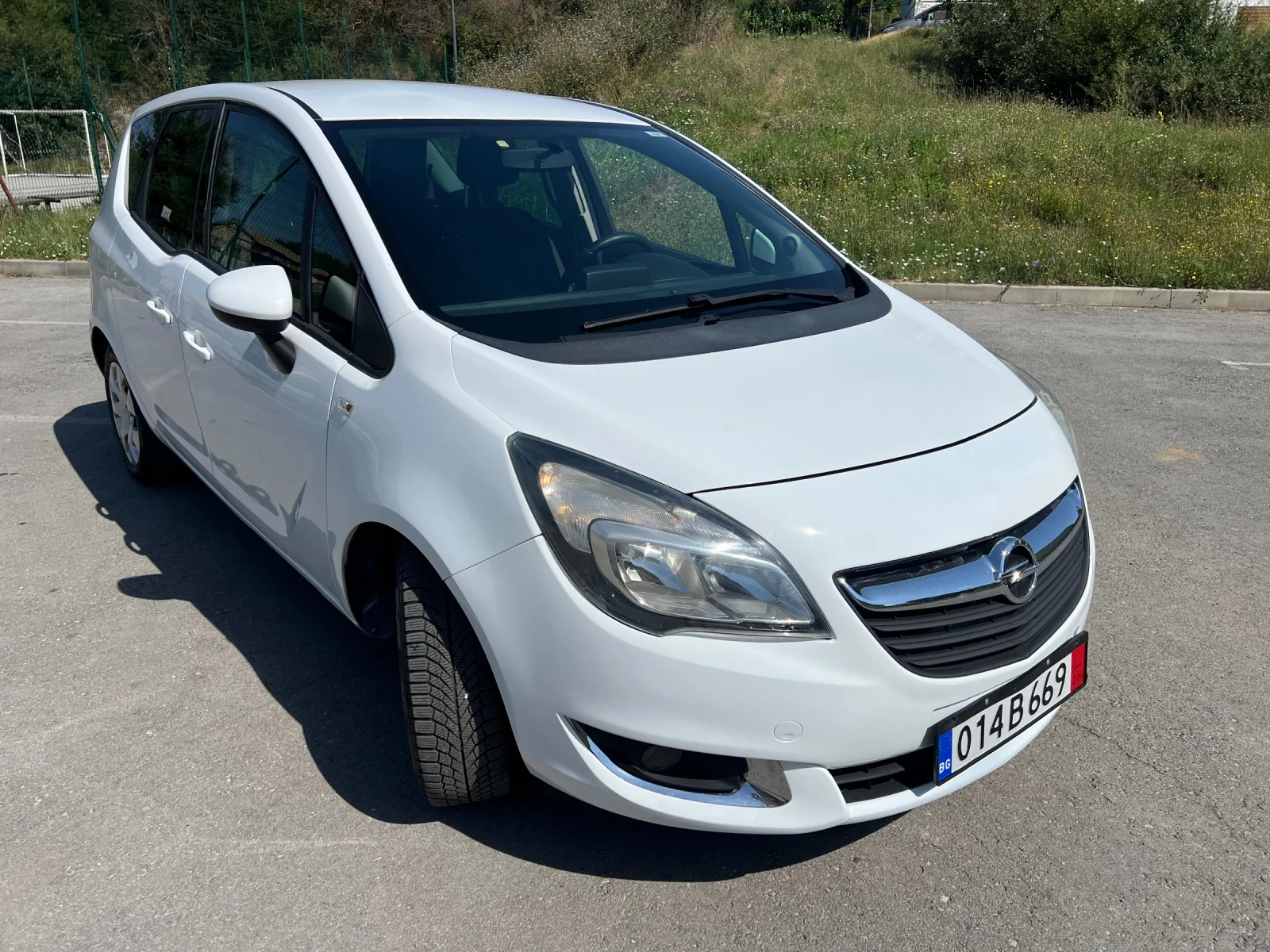 Opel Meriva 1.6CDTI, снимка 2 - Автомобили и джипове - 55977877