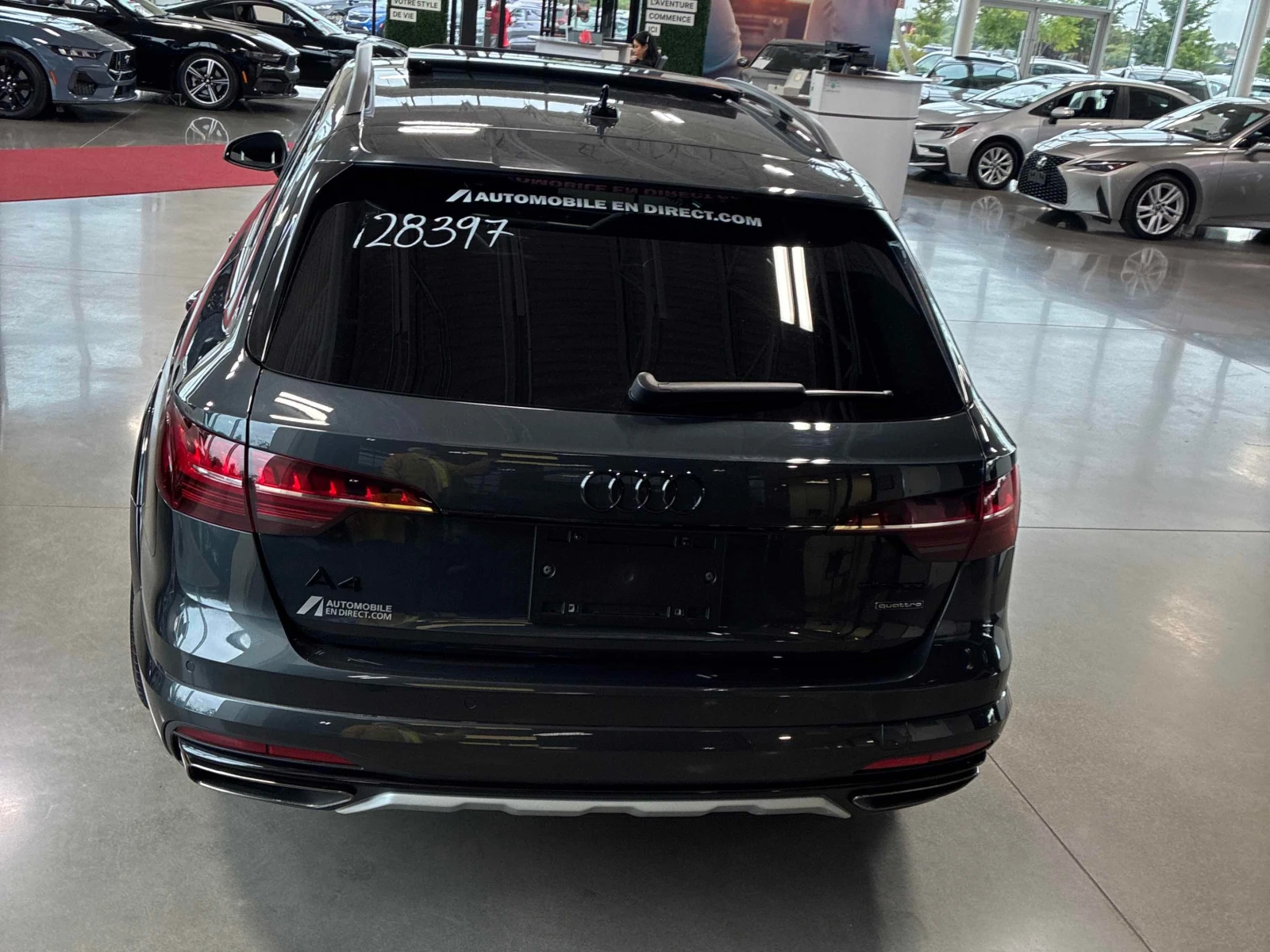 Audi A4 Allroad * Progressiv * АВТОКРЕДИТ БЕЗ ПЪРВОНАЧАЛНА ВНОСКА, снимка 5 - Автомобили и джипове - 56009462