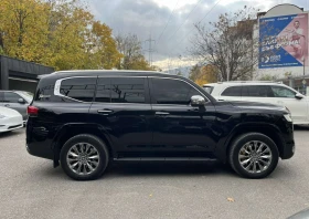 Toyota Land cruiser 300 3.5i V6  70th ANNIVERSARY, снимка 6