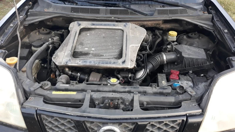 Nissan X-trail 2.2, снимка 7 - Автомобили и джипове - 48303492