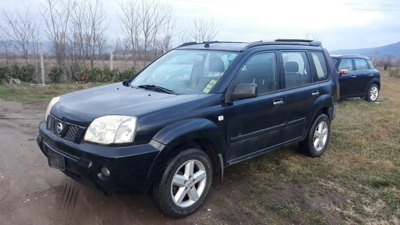 Nissan X-trail 2.2, снимка 2 - Автомобили и джипове - 48303492