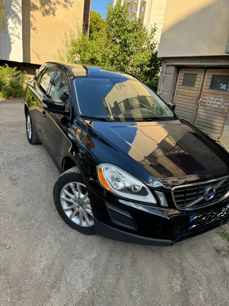 Volvo XC60, снимка 3 - Автомобили и джипове - 48554061