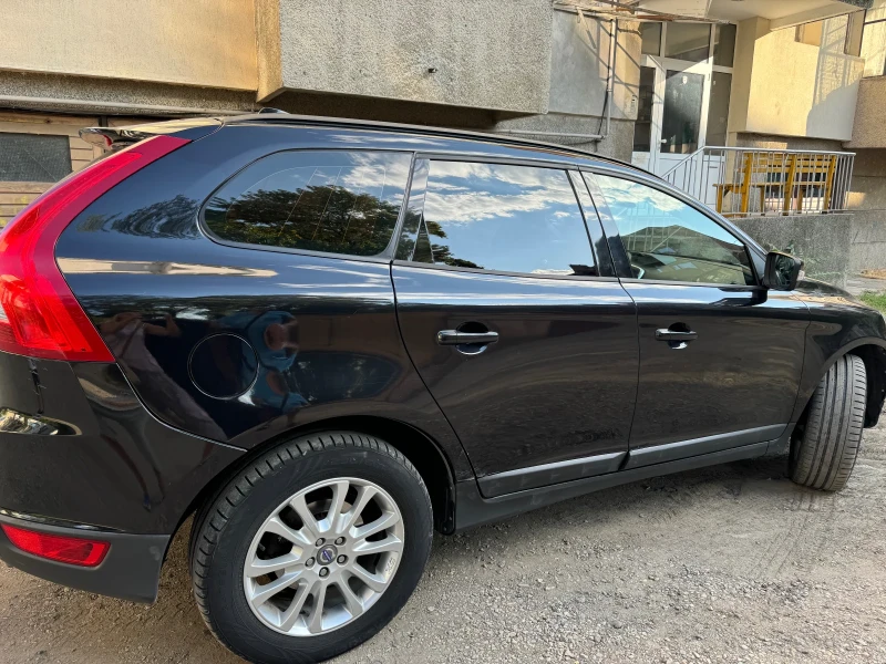 Volvo XC60, снимка 7 - Автомобили и джипове - 48554061