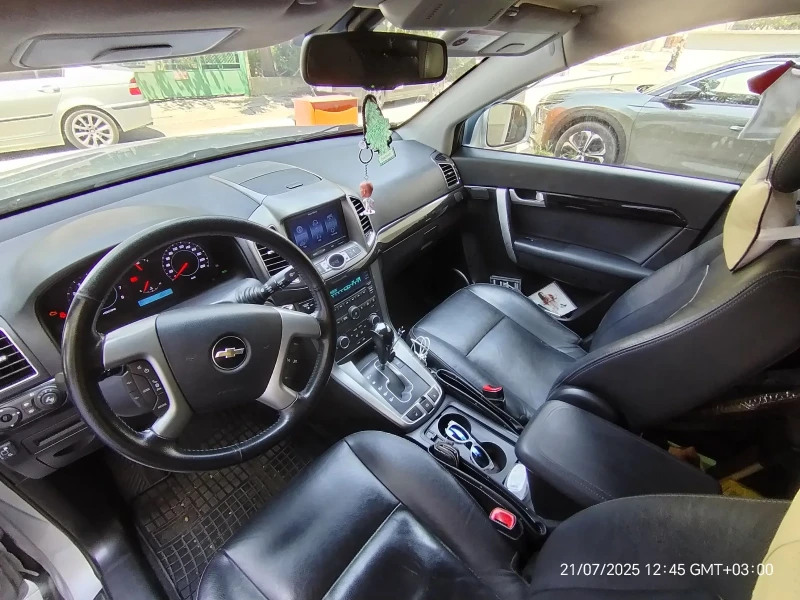 Chevrolet Captiva 2.4 100Anniv.4WD Swiss 7sitzen 167 GPL, снимка 13 - Автомобили и джипове - 52905223