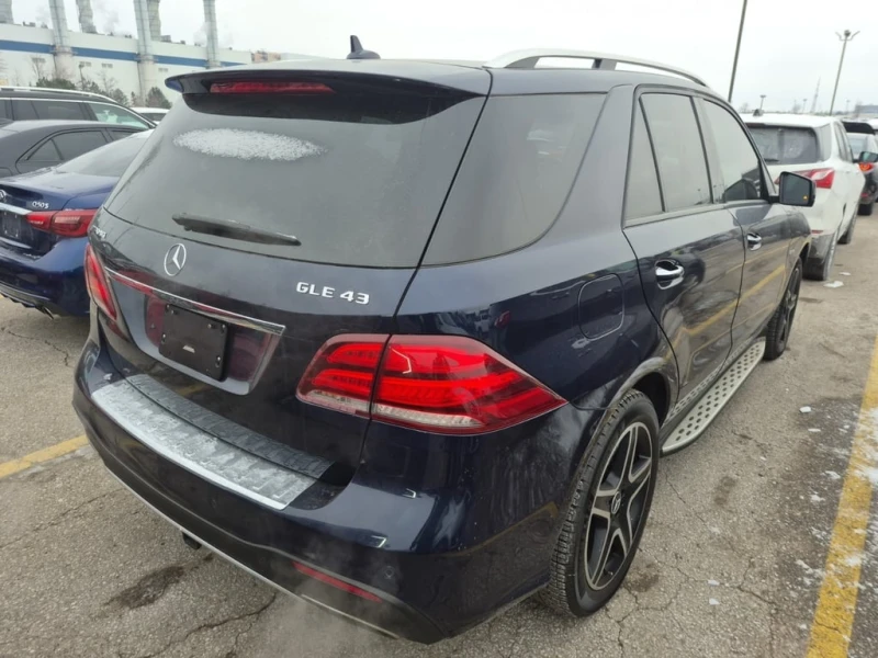 Mercedes-Benz GLE * AMG 43 * CARFAX * БЕЗ ПЪРВОНАЧАЛНА ВНОСКА, снимка 3 - Автомобили и джипове - 52841957