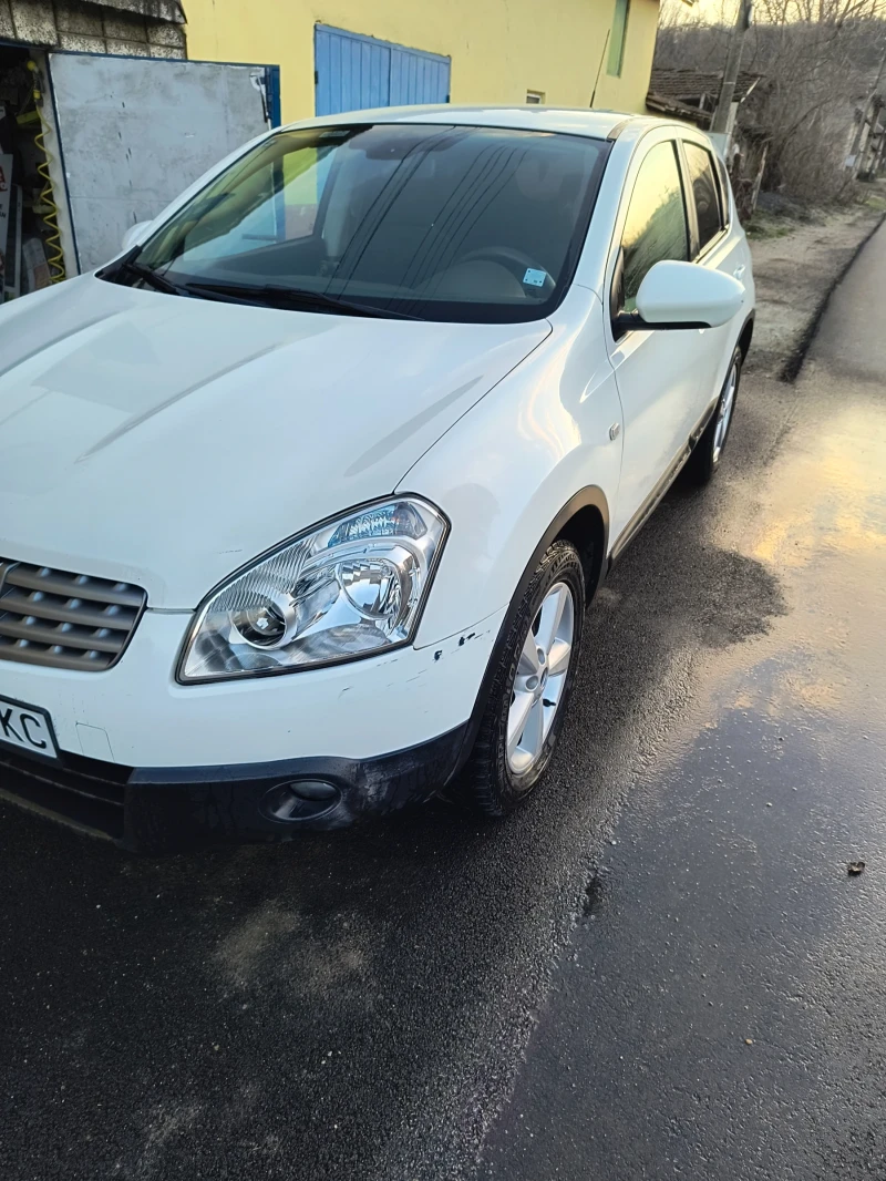 Nissan Qashqai, снимка 7 - Автомобили и джипове - 53059733