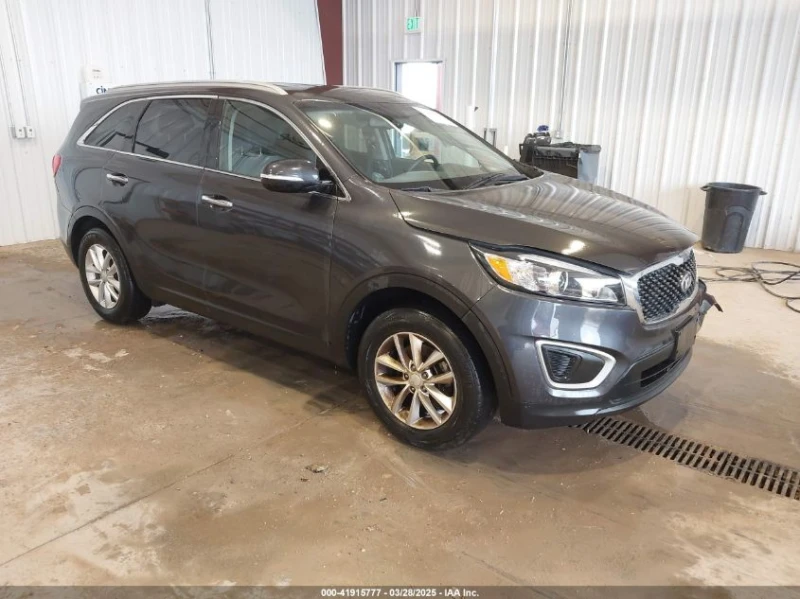 Kia Sorento 2.4L I-4 DI, DOHC, VVT, 185HP Front Wheel Drive