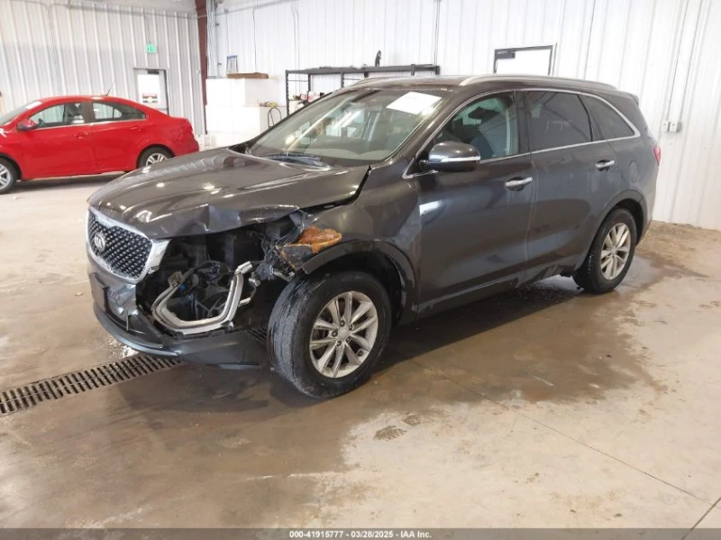 Kia Sorento 2.4L I-4 DI, DOHC, VVT, 185HP Front Wheel Drive, снимка 2 - Автомобили и джипове - 53135388