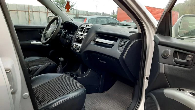 Kia Sportage 2.0-CRDI-4x4 - изображение 6