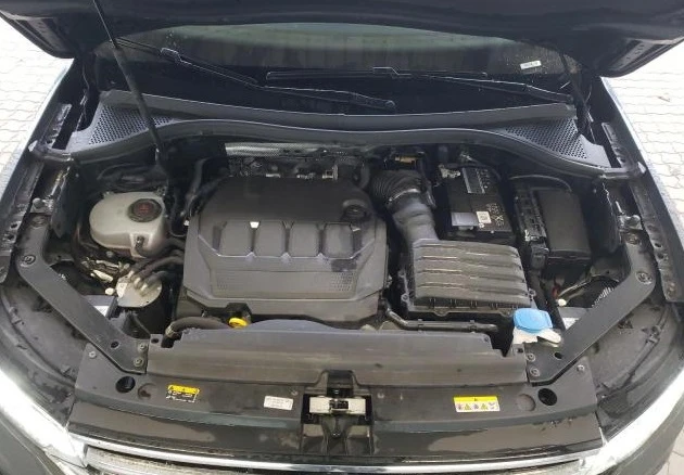 VW Tiguan, снимка 6 - Автомобили и джипове - 53266253