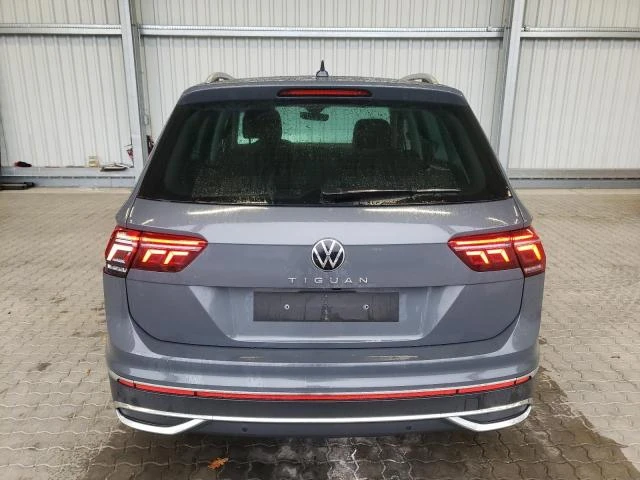 VW Tiguan, снимка 4 - Автомобили и джипове - 53266253