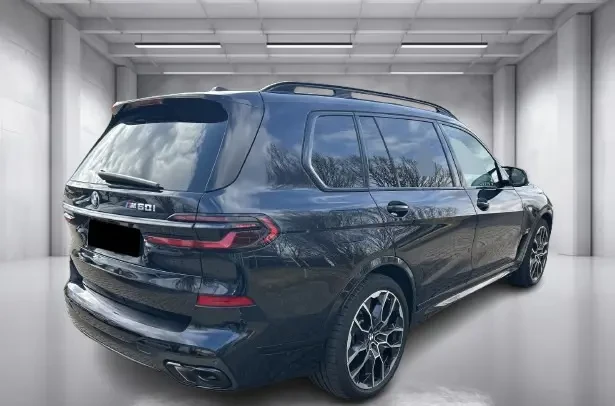 BMW X7 M60i xDrive = M-Sport Pro = Гаранция, снимка 2 - Автомобили и джипове - 53902668