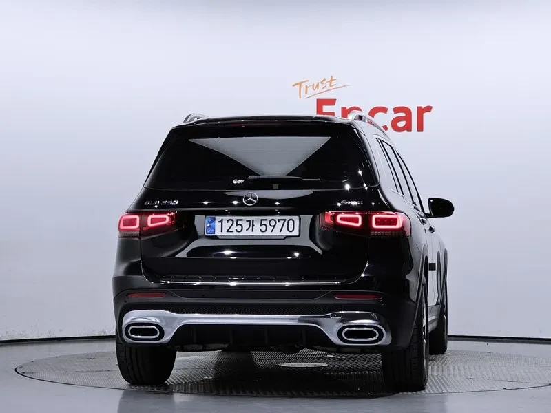 Mercedes-Benz GLB 250 4Matic, снимка 4 - Автомобили и джипове - 55699051