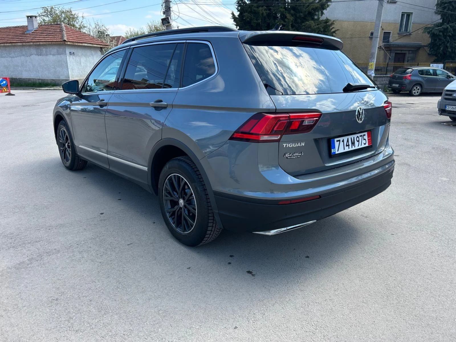 VW Tiguan 4MOTION Автом Панорама Кожа - изображение 4
