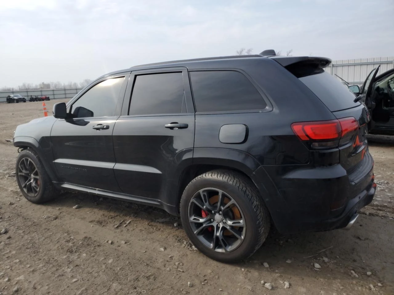 Jeep Grand cherokee SRT 6.4* PANO* ПОДГРЕВ* ОБДУХВ* LANEASSIST - изображение 4
