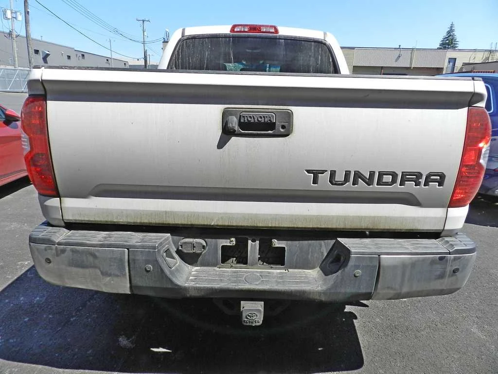 Toyota Tundra 5.7, Limited, Crew Cab - изображение 6