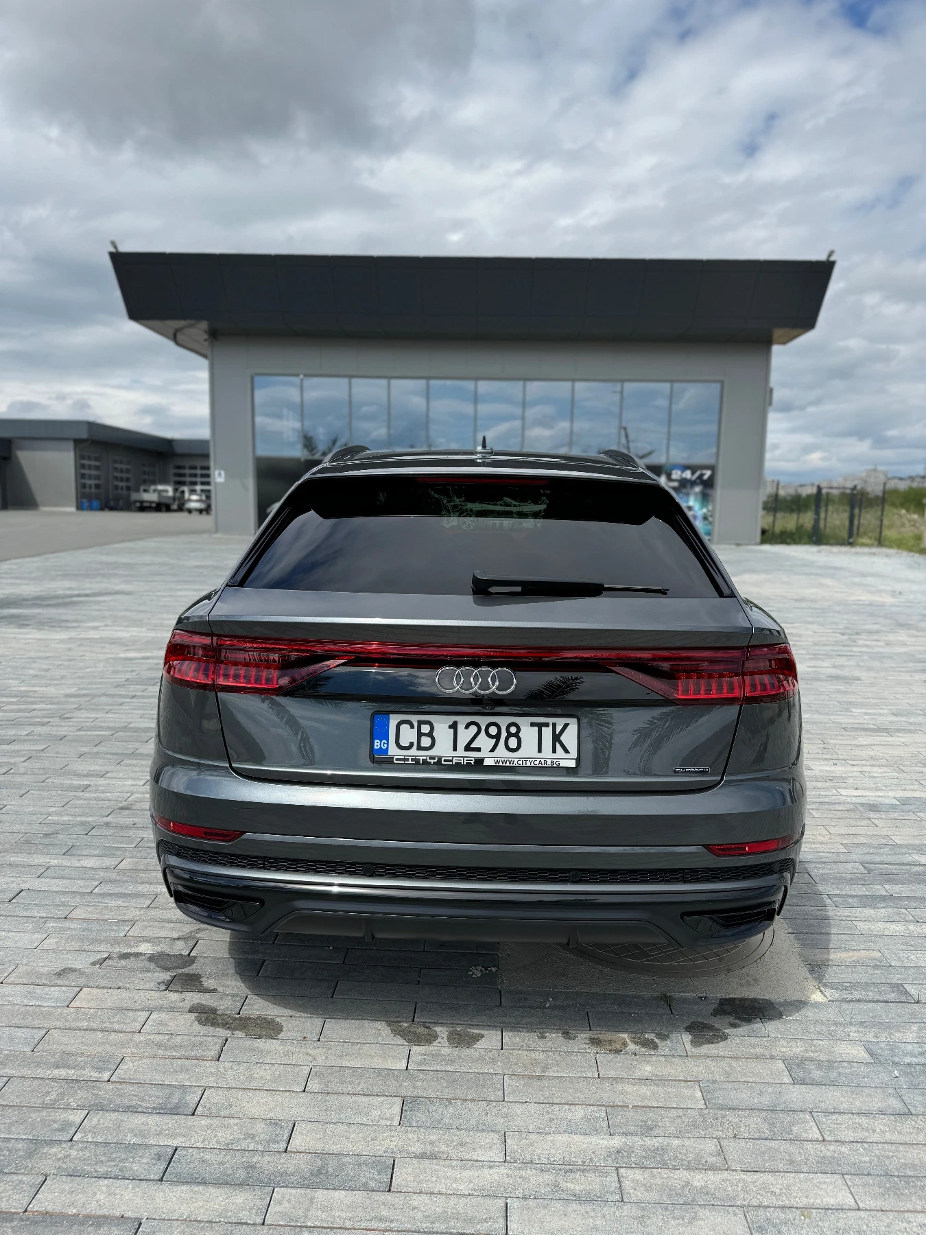 Audi Q8 50 TDI S-Line - изображение 5