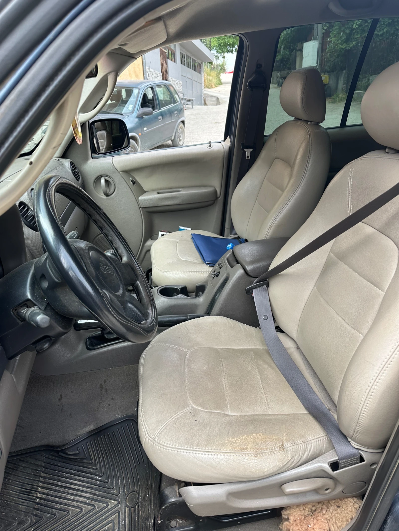 Jeep Cherokee  - изображение 3