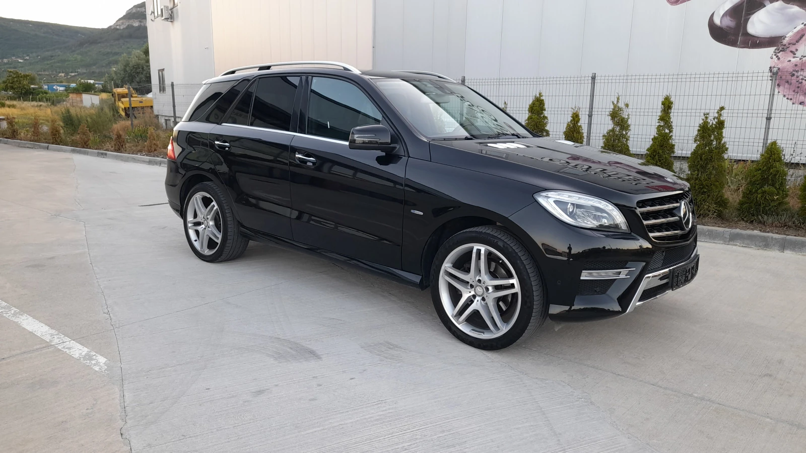 Mercedes-Benz ML 350 SWISS-AMG - изображение 2