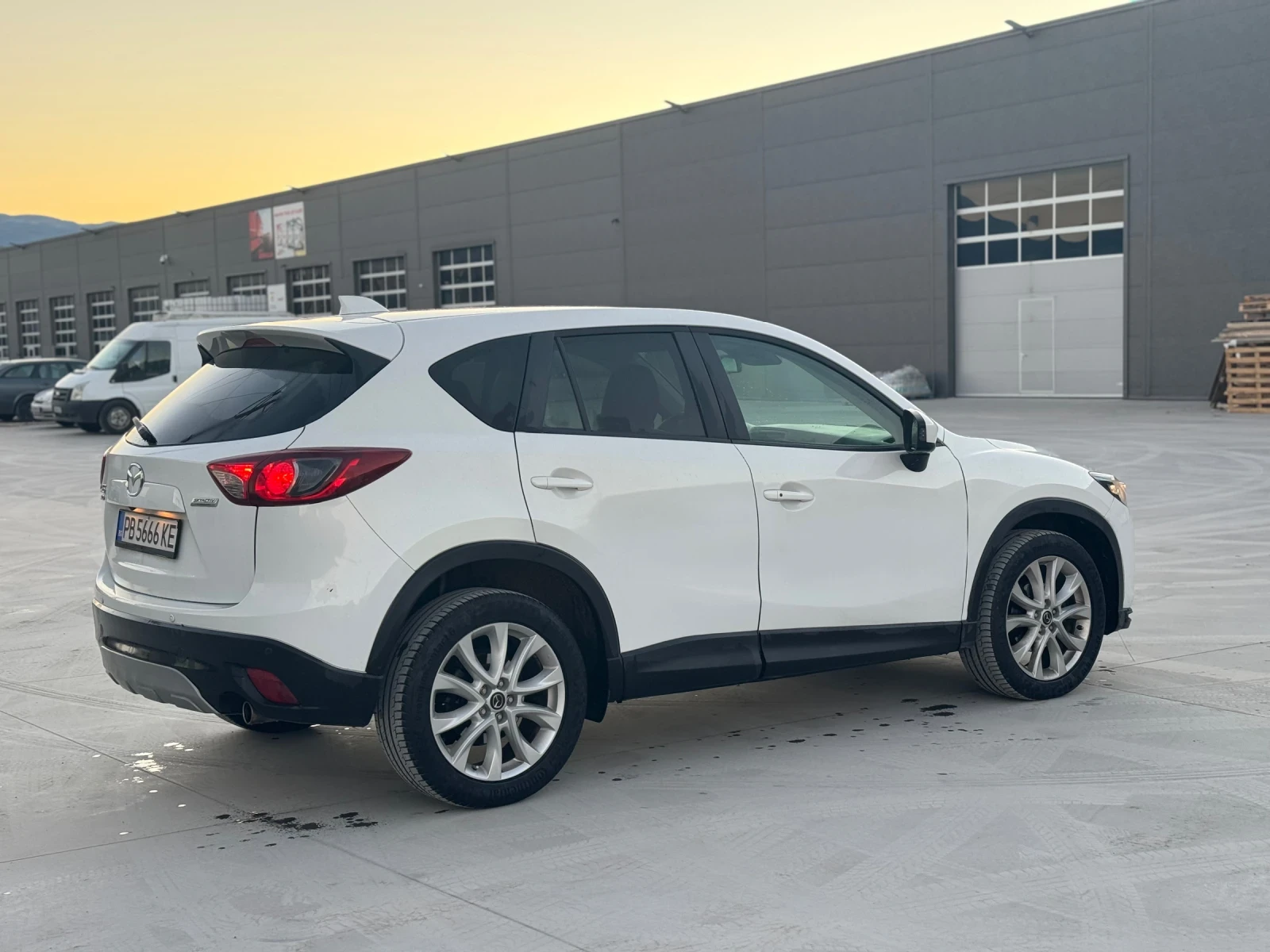 Mazda CX-5 2.2 - изображение 4