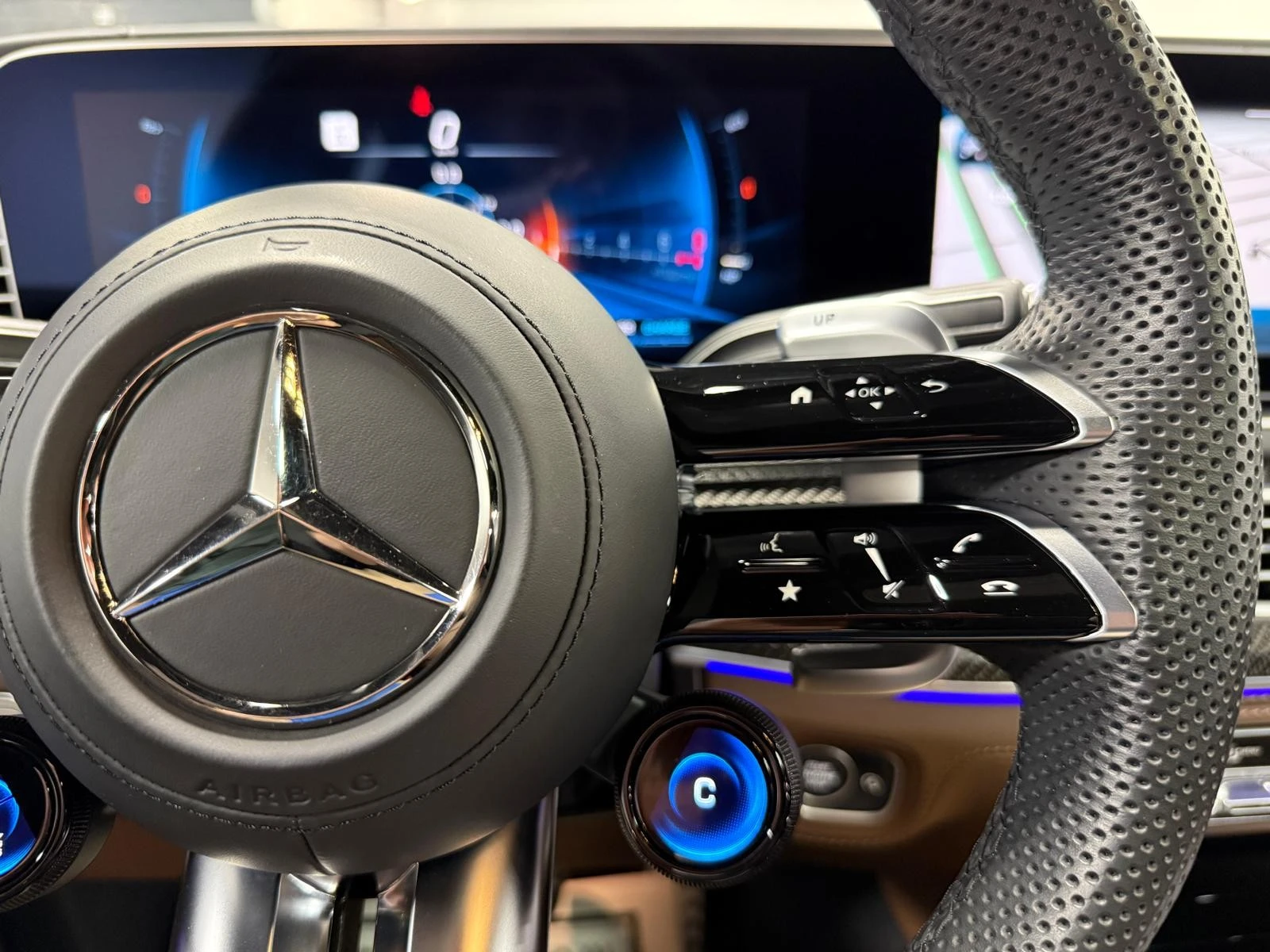 Mercedes-Benz GLE 4.0L 8cyl AWD, снимка 13 - Автомобили и джипове - 53975701