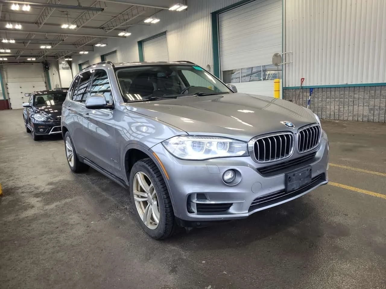 BMW X5 | XDRIVE35D | MEMORY | PANO | ДВА КЛЮЧА , снимка 2 - Автомобили и джипове - 54321167