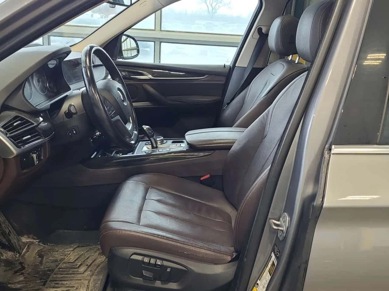 BMW X5 | XDRIVE35D | MEMORY | PANO | ДВА КЛЮЧА , снимка 8 - Автомобили и джипове - 54321167