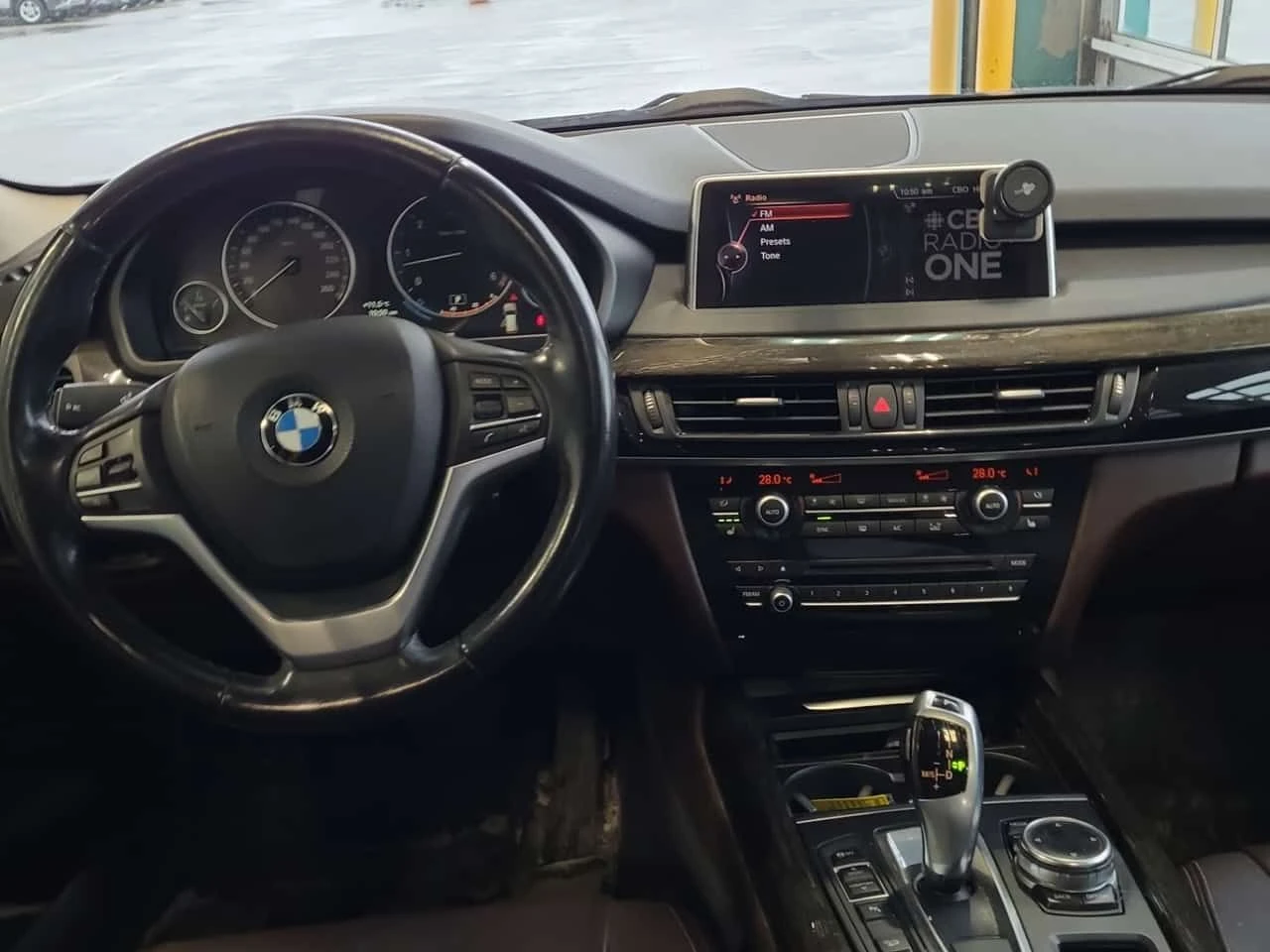 BMW X5 | XDRIVE35D | MEMORY | PANO | ДВА КЛЮЧА , снимка 9 - Автомобили и джипове - 54321167