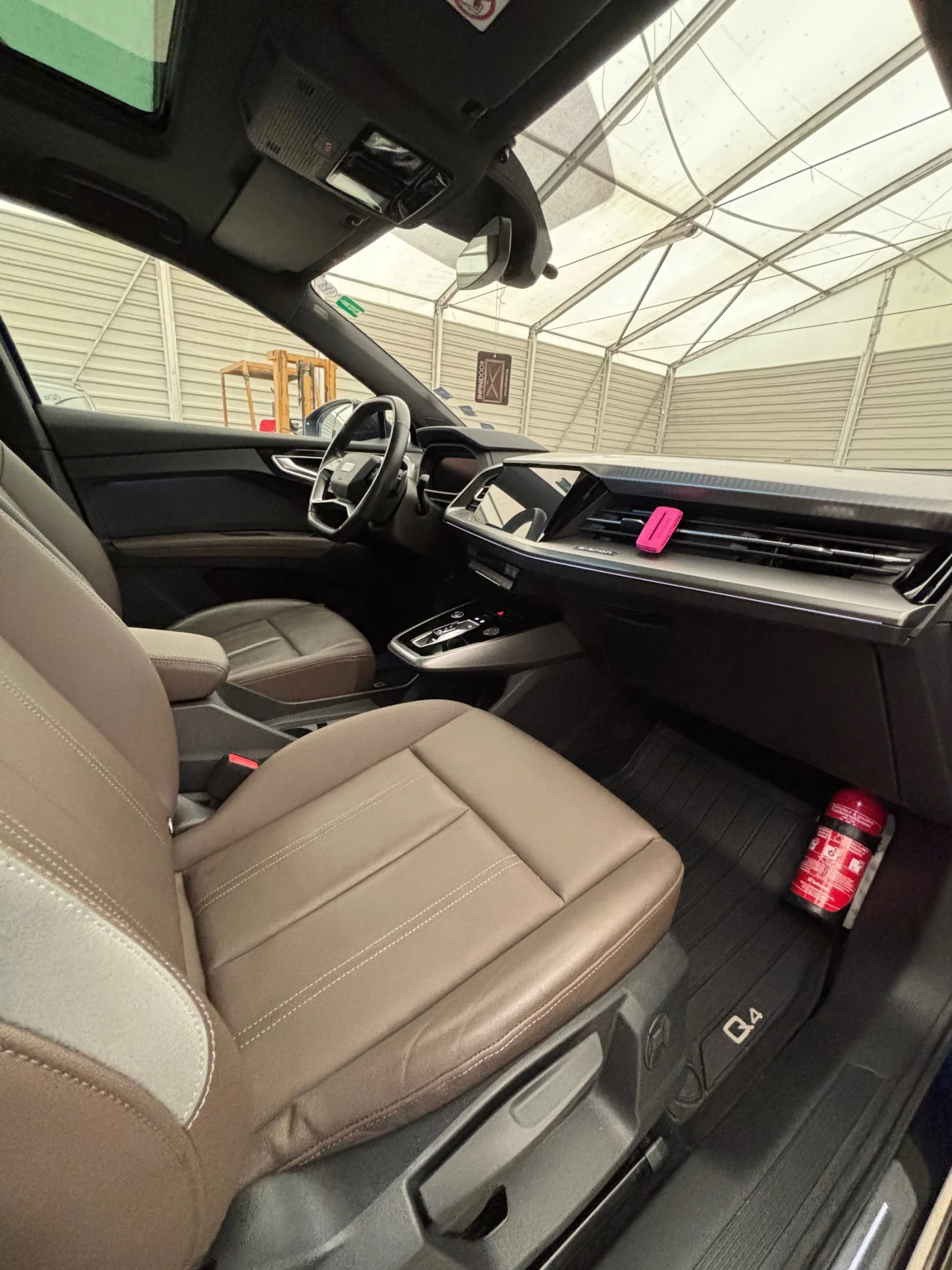 Audi Q4 E-tron 40, S-line, Sportback, Coupe, Pano, снимка 15 - Автомобили и джипове - 54428728