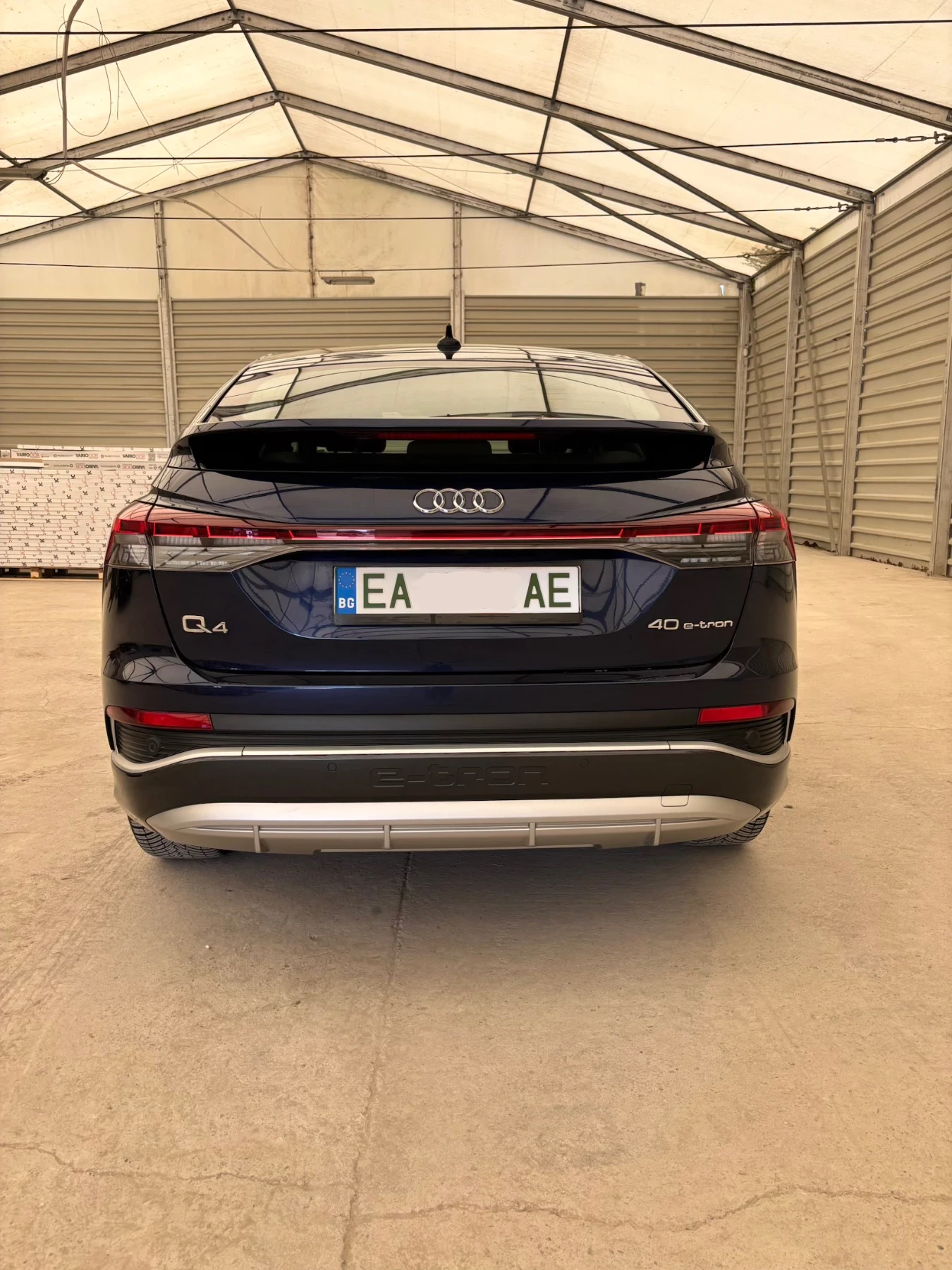 Audi Q4 E-tron 40, S-line, Sportback, Coupe, Pano, снимка 4 - Автомобили и джипове - 54428728