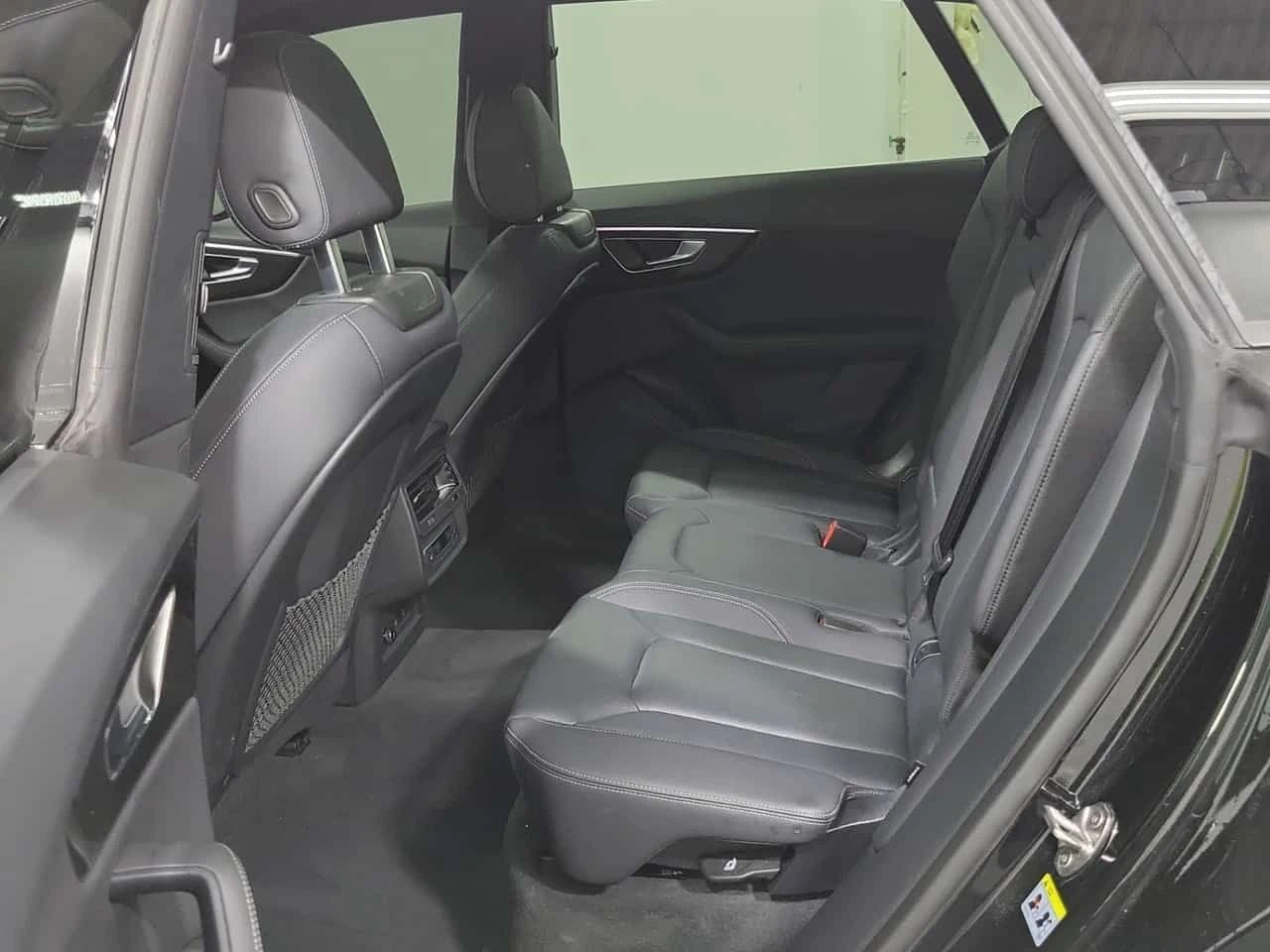 Audi Q8 | Progressiv | DISTRONIC | 360 | ПОДГРЕВ | , снимка 3 - Автомобили и джипове - 54459799