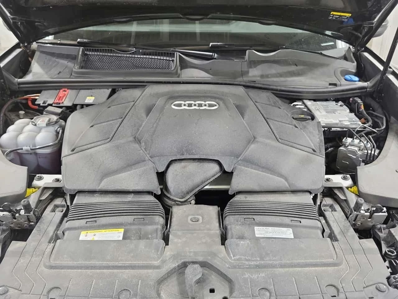 Audi Q8 | Progressiv | DISTRONIC | 360 | ПОДГРЕВ | , снимка 10 - Автомобили и джипове - 54459799