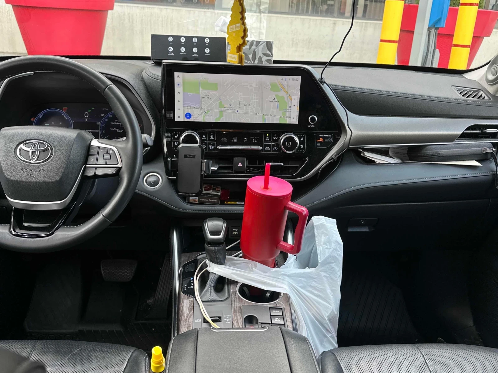 Toyota Highlander Hybrid Limited* Back cam* Pano* Обдух* Подгрев* , снимка 8 - Автомобили и джипове - 55606365