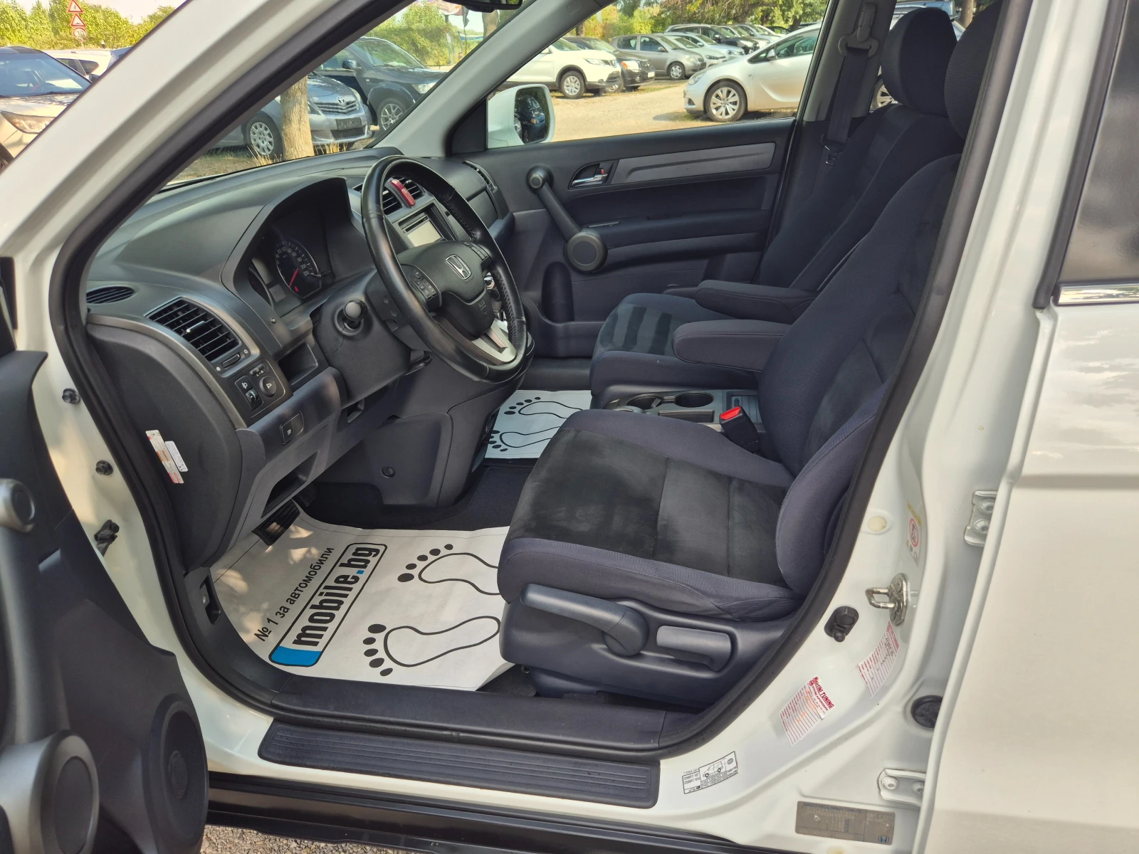 Honda Cr-v 2.2i-DTEC НАВИ АЛКАНТАРА БЕЗ РЪЖДИ И ЗАБЕЛЕЖКИ, снимка 9 - Автомобили и джипове - 55929073