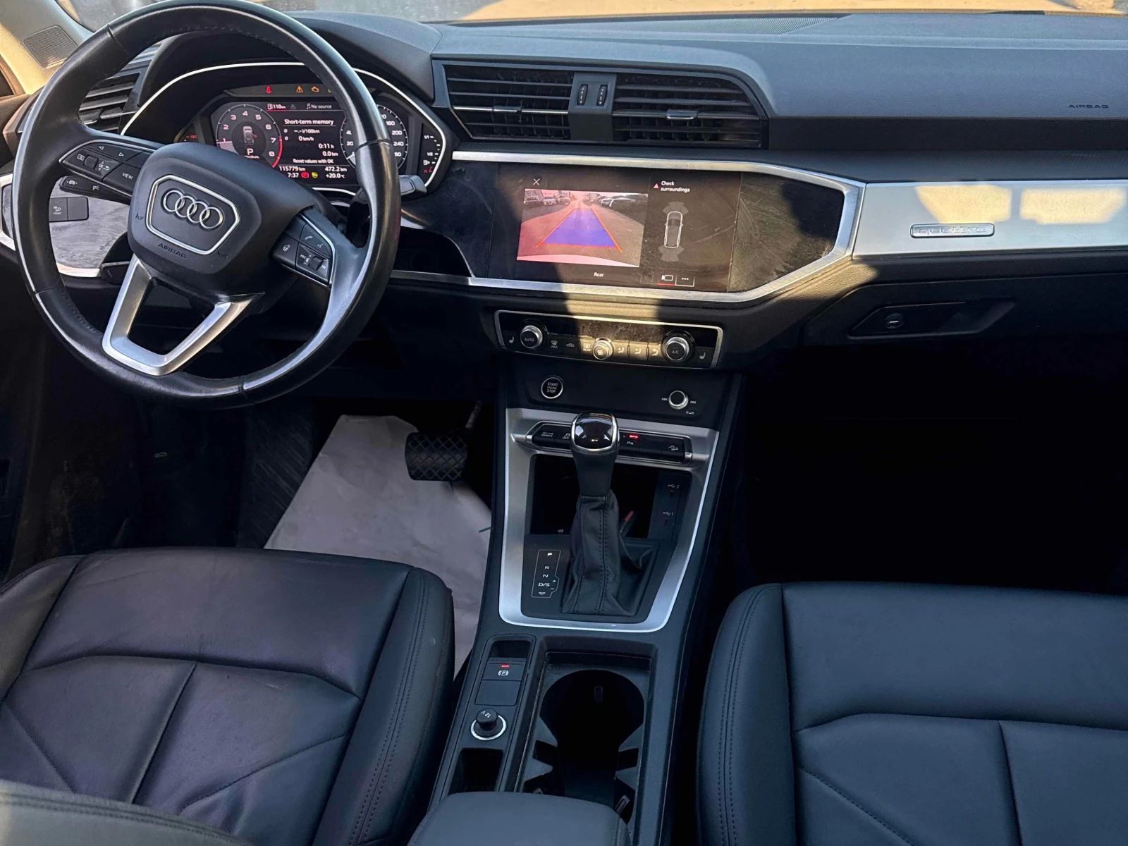 Audi Q3 * АВТОКРЕДИТ * ГЛАВНО ПРЕДСТАВИТЕЛСТВО, снимка 9 - Автомобили и джипове - 56130555