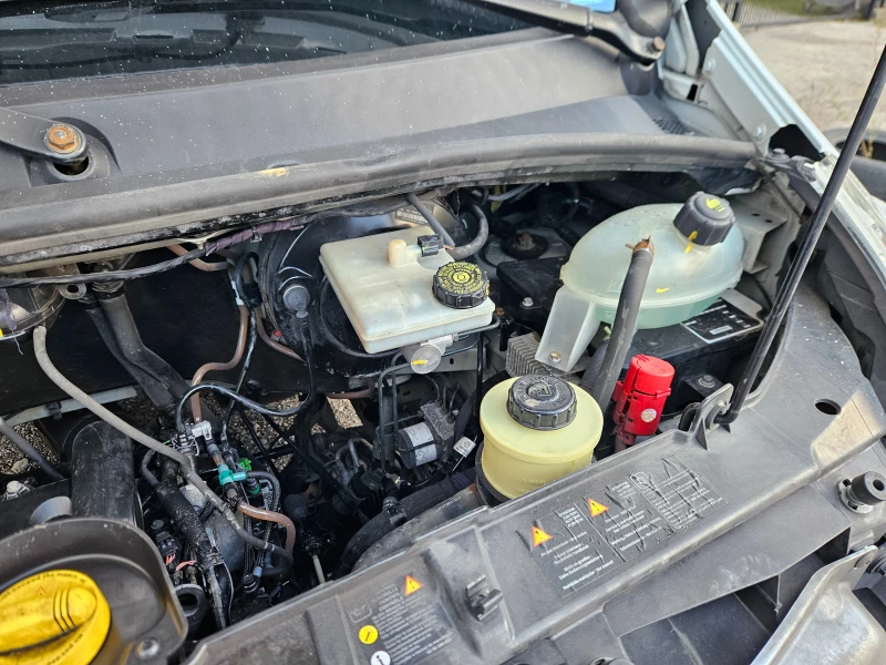 Renault Master Макси база, снимка 15 - Бусове и автобуси - 52505648