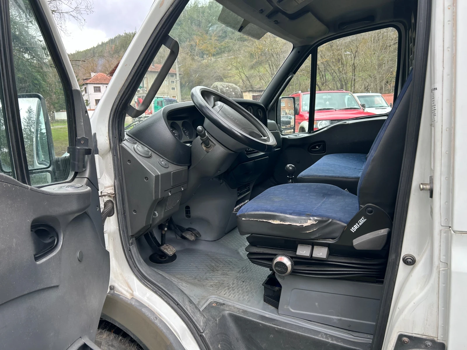 Iveco 2.8 2.8 150 кс - изображение 9