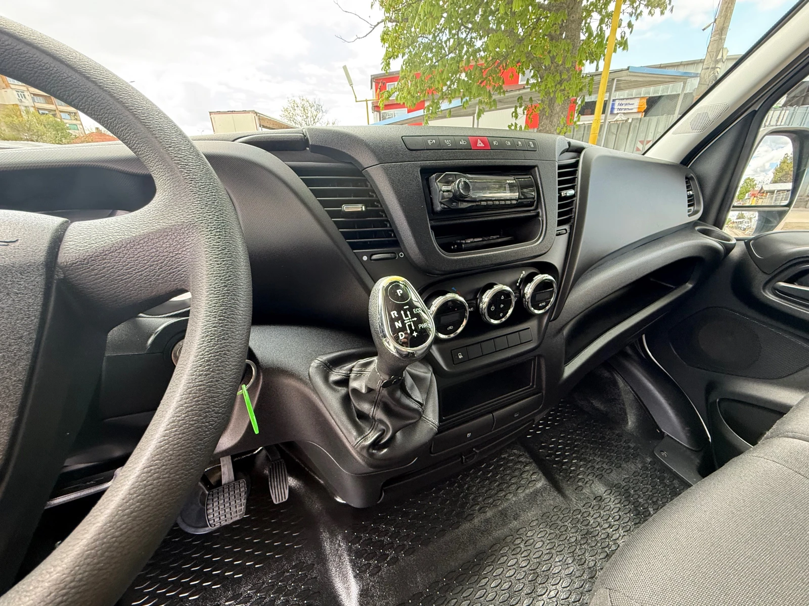 Iveco Daily 35C17 HI MATIC 8 3.0 D | Mobile.bg � ����������� 9