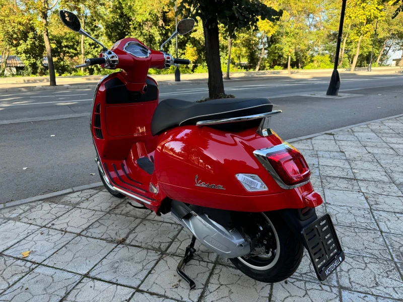 Vespa GTS 300 Super Rosso, снимка 5 - Мотоциклети и мототехника - 47940591