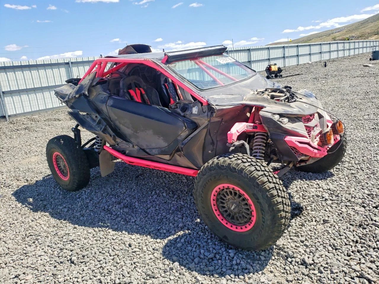 Can-Am Maverick R